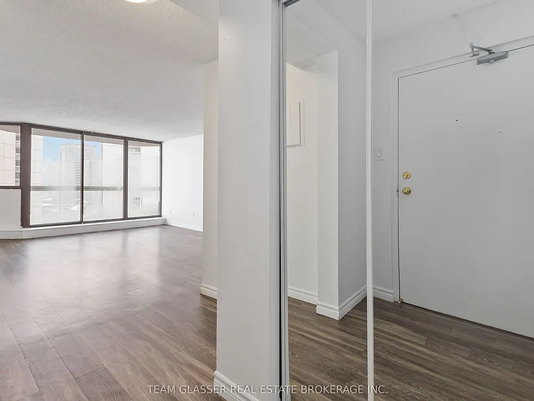 340 Colborne St #2106 — Photo 20