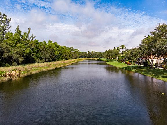 5th image of 1813 Breakers Pointe Way