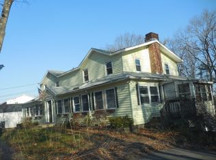 7 Upper Rd, Plaistow, NH 03865