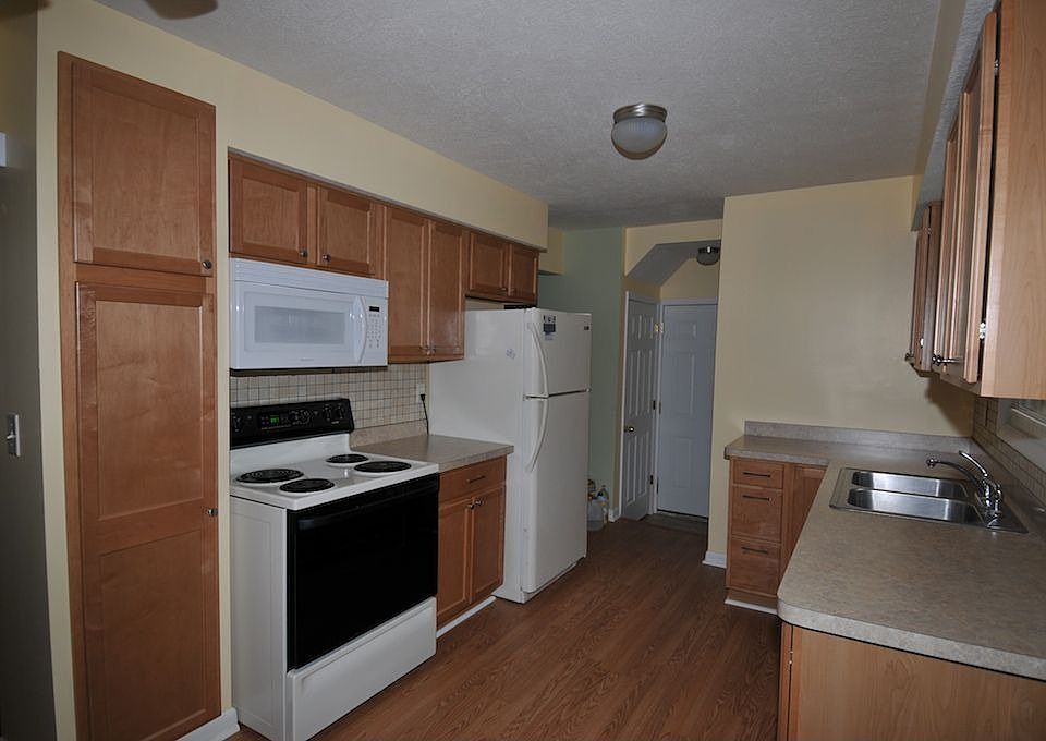 2nd image of 2909 Gibson St
