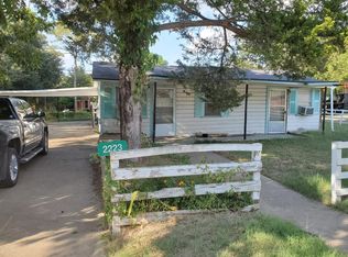 2223 Old Chappell Hill Rd, Brenham, TX 77833