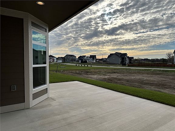 3rd image of 6205 NE Grant Ln