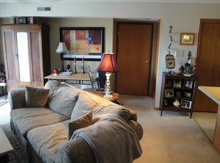 50 Zeller Xing APT 206, North Liberty, IA 52317