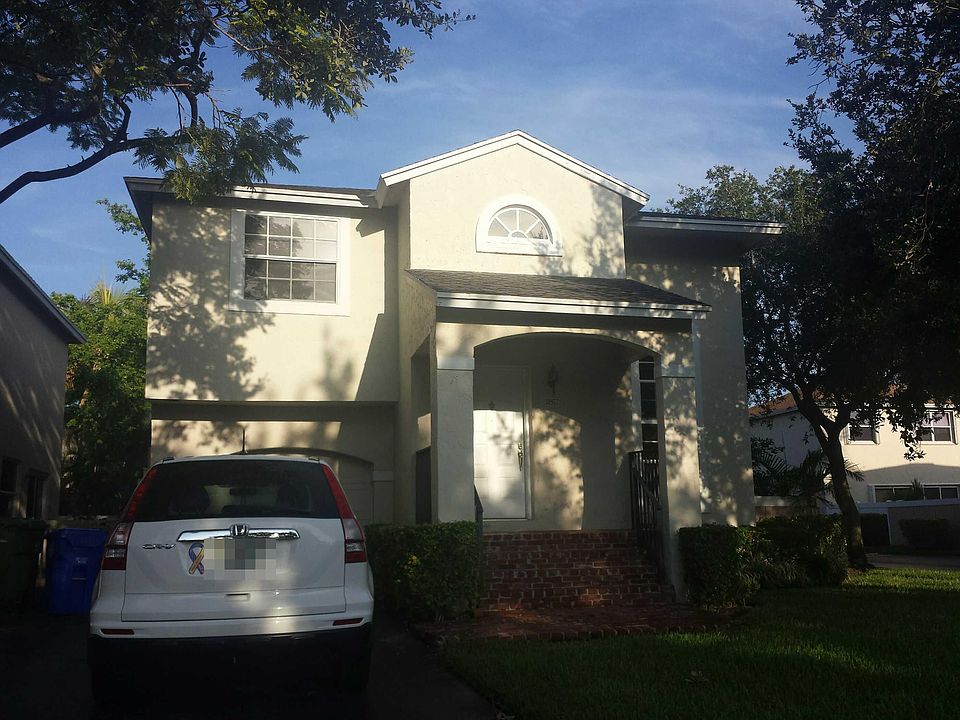 1st image of 11872 NW 13th St