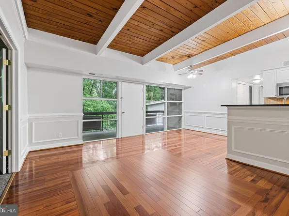 7746 Donnybrook Ct APT 207, Annandale, VA 22003