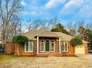 1212 Timberland Dr SW, Decatur, AL 35603