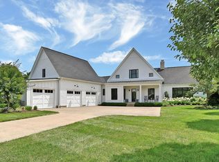 112 Onnen Ct, Granville, OH 43023