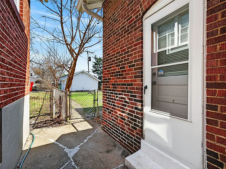 2230 Richert Pl — Photo 26
