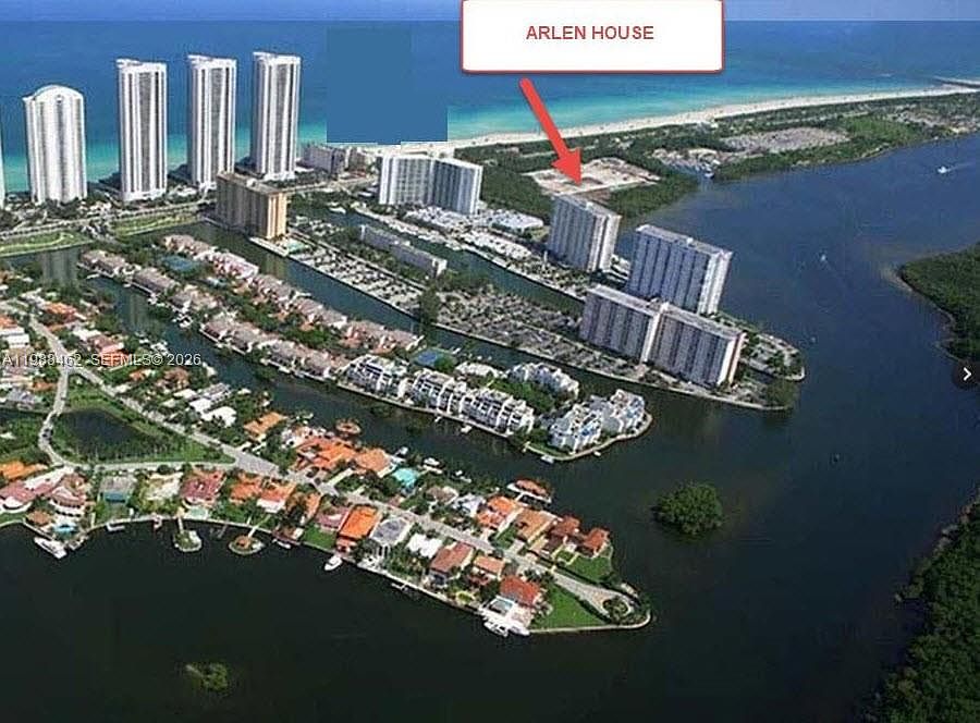 1st image of 300 Bayview Dr APT 905