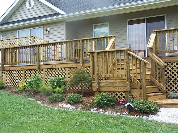 Full front lake facing deck