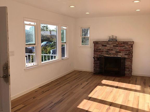 4th image of 3203 Grim Ave