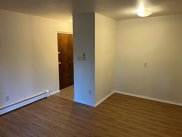1st image of 1098 Byron St APT E