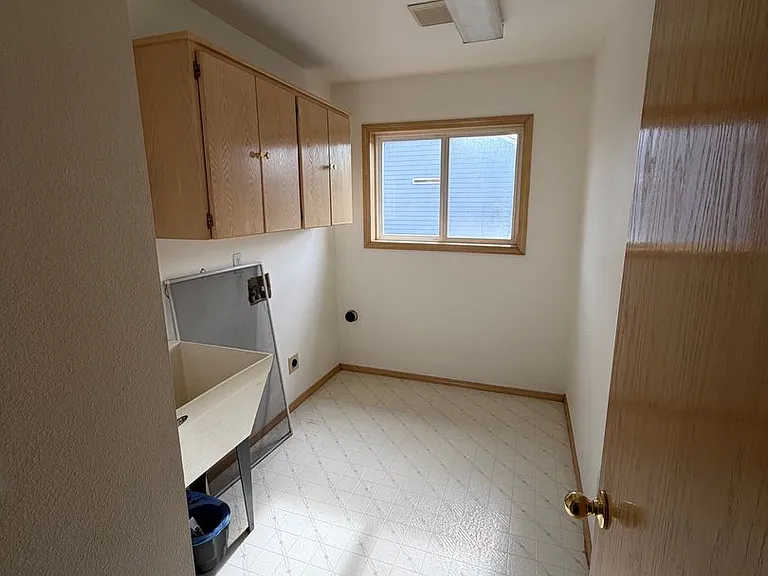 11320 SW Clifford St — Photo 10