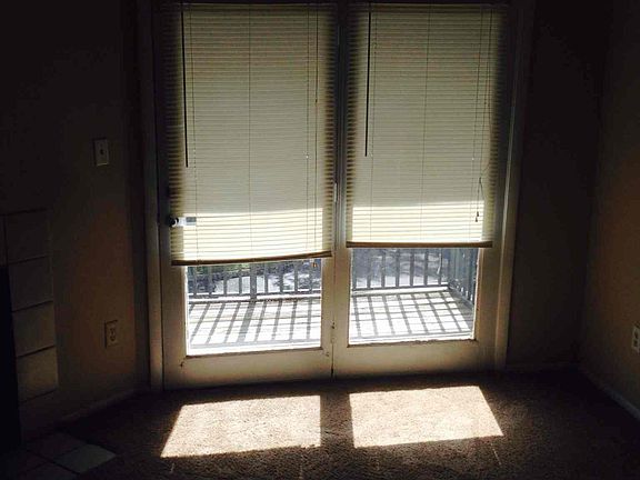 5th image of 249 Afton Sq Unit 310
