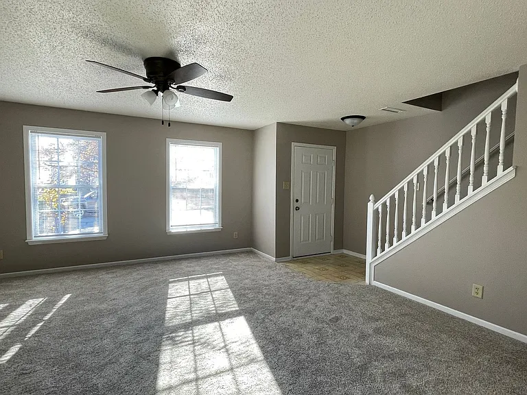 2738 Priest Dr — Photo 4