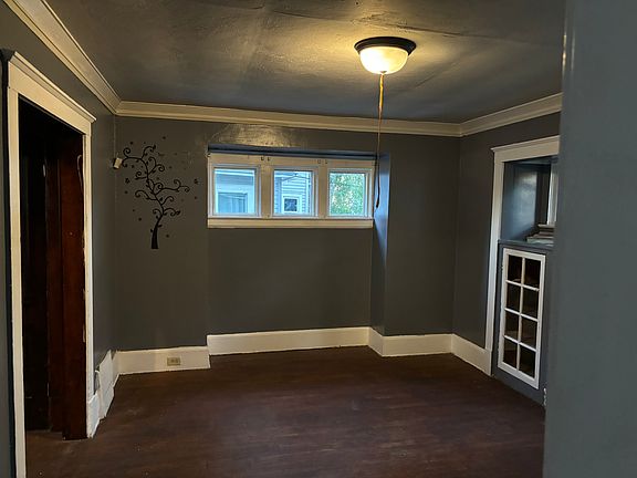 spacious dining room