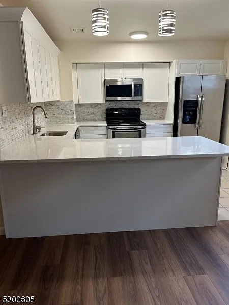 206 Main St #23