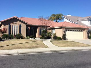 5411 Headlands Dr, Bakersfield, CA 93312