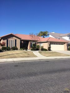 5411 Headlands Dr, Bakersfield, CA, 93312