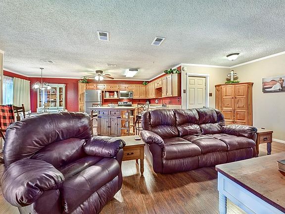 4th image of 360 Vz County Road 3901