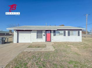 7101 NW 20th St, Bethany, OK 73008