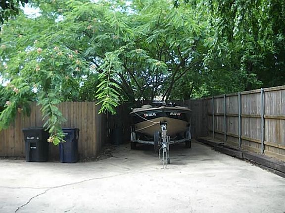 4th image of 130 Willow Creek Estates Dr