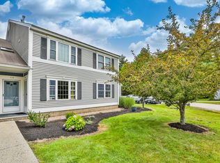 709 Springbrook Cir, Portsmouth, NH 03801