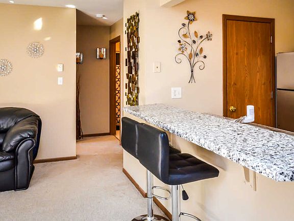 5th image of 4404 W Shamrock Ln APT 1B