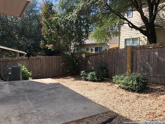 3 bed, 2.5 bath, 1546 sqft, $1,795 — Photo 4