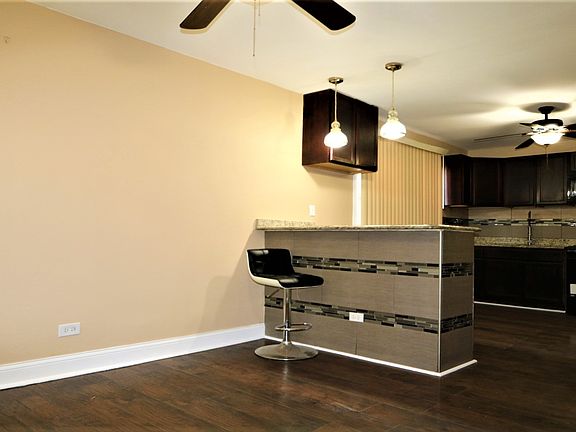 3rd image of 8433 S Muskegon Ave #1