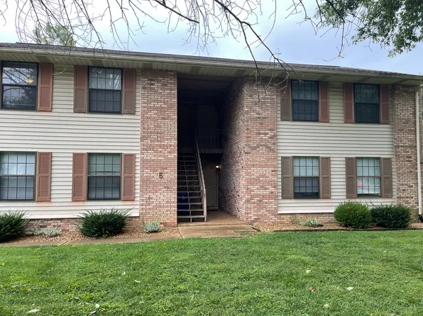 5 Quail Hollow Ct APT C, Glen Carbon, IL 62034