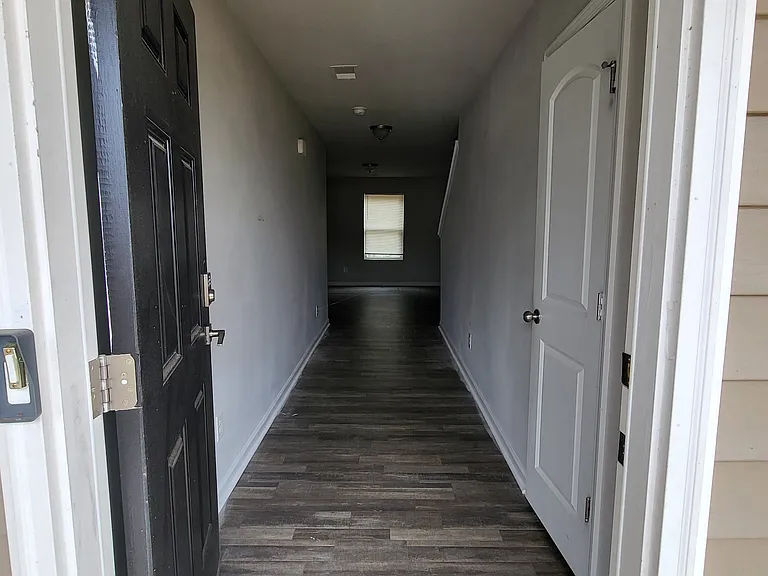 1223 Christy Ct — Photo 2