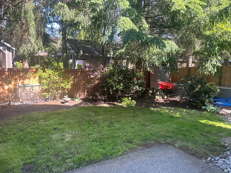534 240th Ave SE — Photo 19