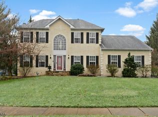 1900 Lincoln Dr, Stewartsville, NJ 08886