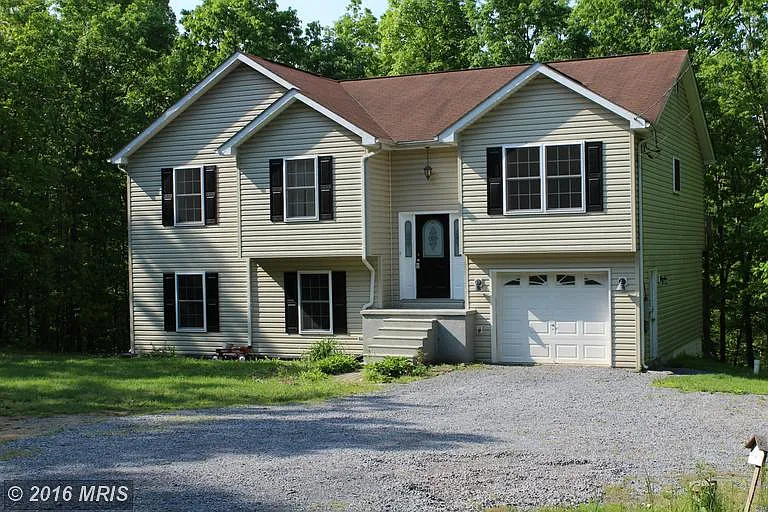 61 Powder Mill Ct photo 1