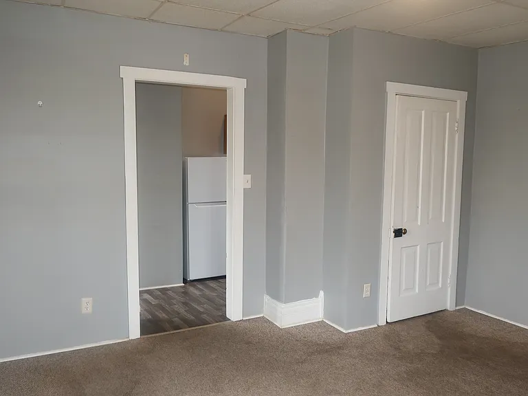 321 N Elm St #321 — Photo 4