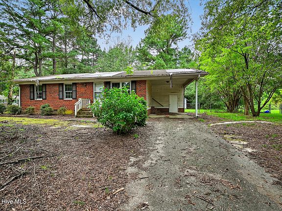 2nd image of 414 Laurel Drive