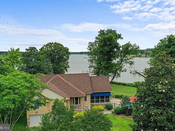 3rd image of 760 Quiet Harbor Dr
