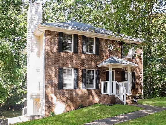 2nd image of 265 Buckeye Ln