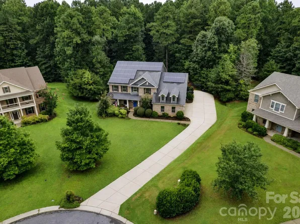 111 Saint Sophia Ct, Mooresville, NC 28117
