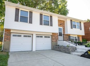 914 Beechmeadow Ln, Cincinnati, OH 45238