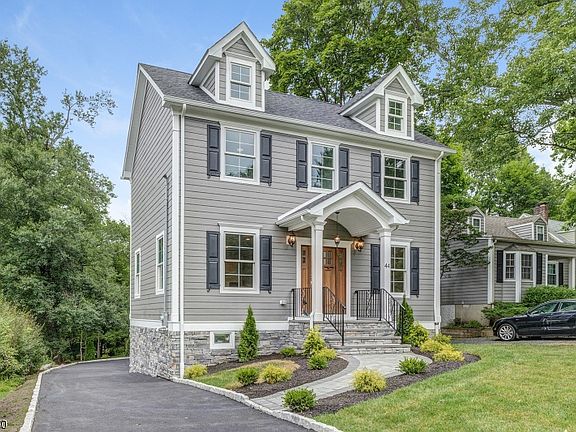 5th image of 44 Meyersville Rd