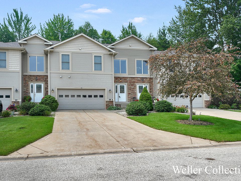1st image of 911 N Sandalwood Cir