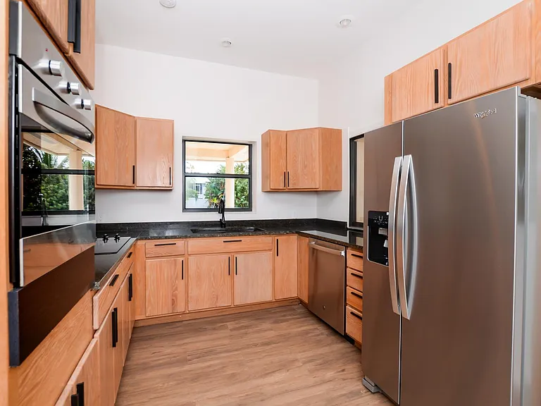 3764 NE Sandra Dr — Photo 1