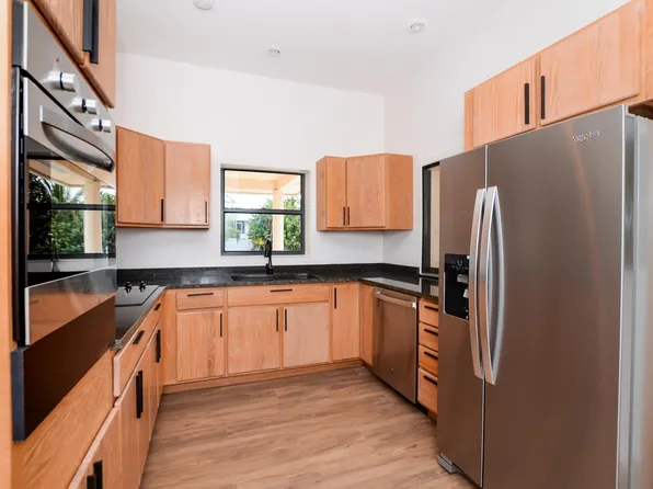 3764 NE Sandra Dr, Jensen Beach, FL 34957