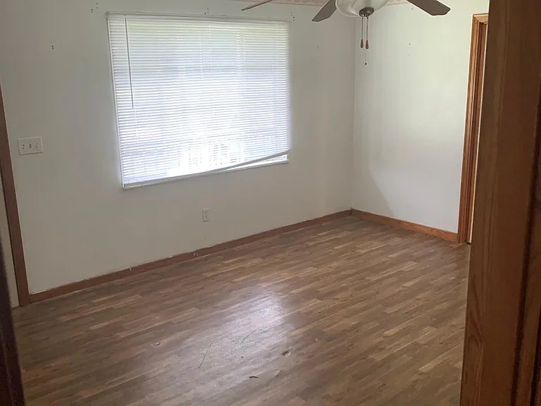 120 Alex Seal Ln — Photo 8