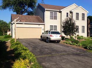 338 Marengo Rd, Harvard, IL 60033