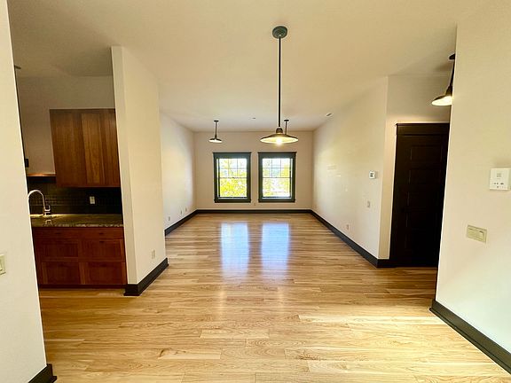 4th image of 116 W 3rd Ave #203