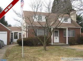 720 Emerson St, Philadelphia, PA 19111