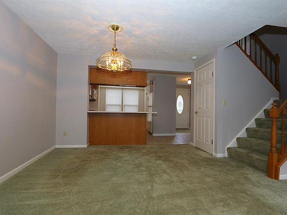5th image of 778 S Woodlyn Dr